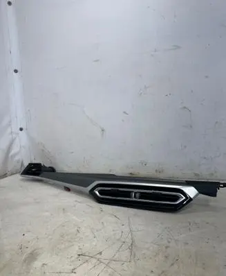 BMW 3 G20 G21 Dash center air vent grill 5A04CE308