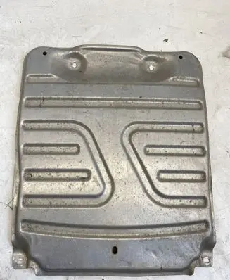 Volkswagen Touran III Center/middle under tray cover 5QA82530