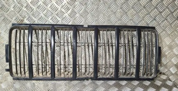 Jeep Cherokee Front bumper upper radiator grill 5GF25TRMAE 11009F C20090