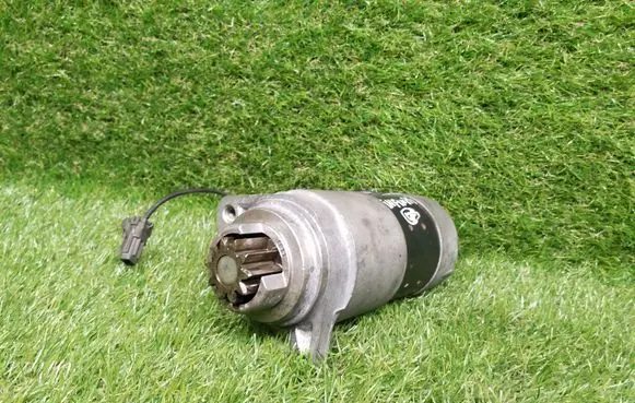 Infiniti G35 Starter motor 23300CG000