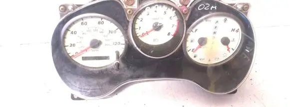 Toyota RAV 4 (XA20) Speedometer (instrument cluster) 838004A040