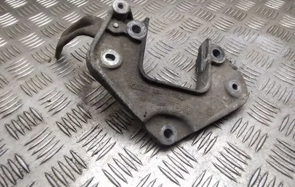 Audi A2 Gearbox mounting bracket 8Z0199565