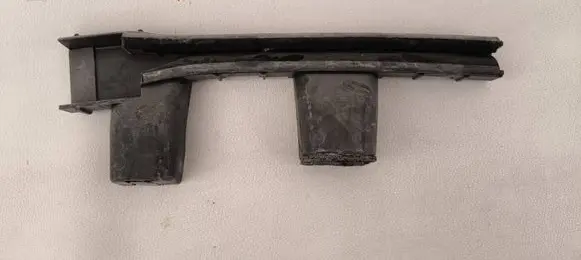 Opel Astra K Front door windshield rail 39115737