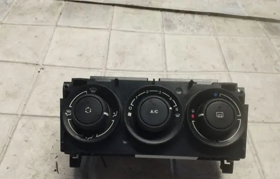 Peugeot 3008 I Climate control unit 400017003