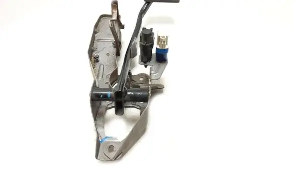 Volvo XC60 Brake pedal 8G9N2D094CF 31302350