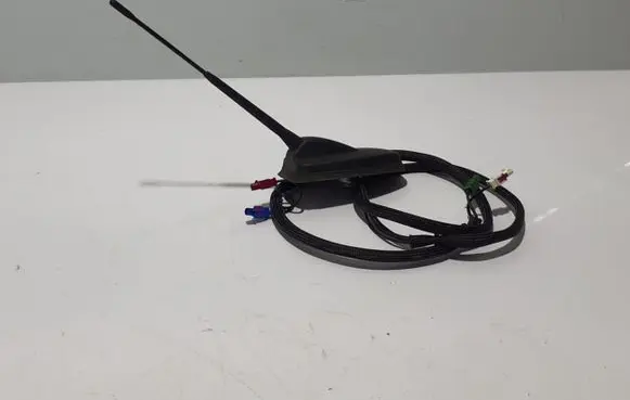 Mercedes-Benz Citan II W420 Aerial GPS antenna A4209053400