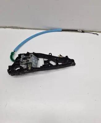 Rear door exterior handle/bracket
