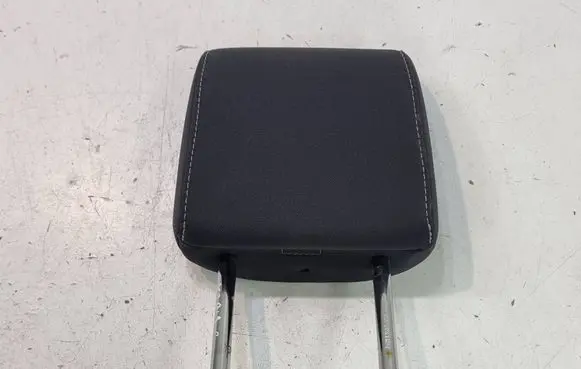 Toyota Yaris Cross Front seat headrest 
