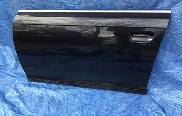 Audi A6 S6 C6 4F Front door