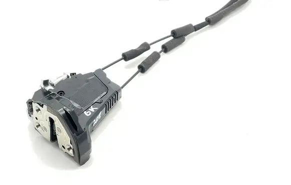 Subaru Crosstrek II Rear door lock 