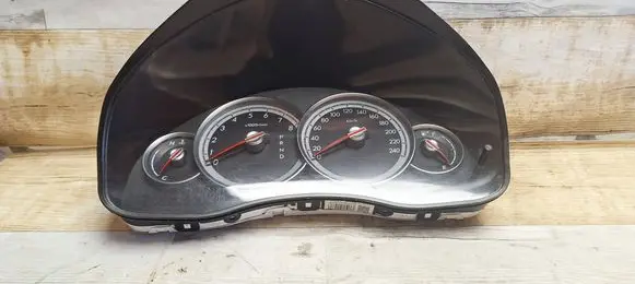 Subaru Outback Speedometer (instrument cluster) 0257015