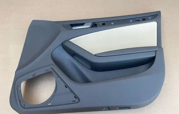 Audi A5 Sportback 8TA Front door card panel trim 8T8867106