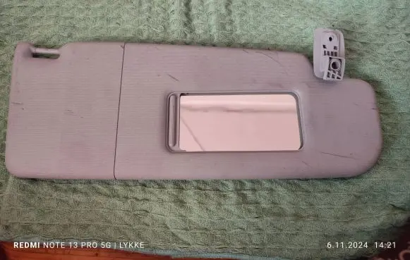 Volkswagen Golf Plus Sun visor 1K0857552 XB2CZ
