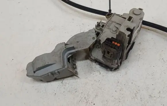 Fiat Bravo Front door lock 