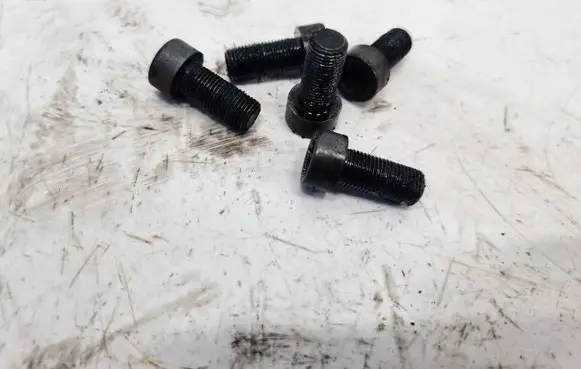 Audi A3 S3 8P Nuts/bolts 