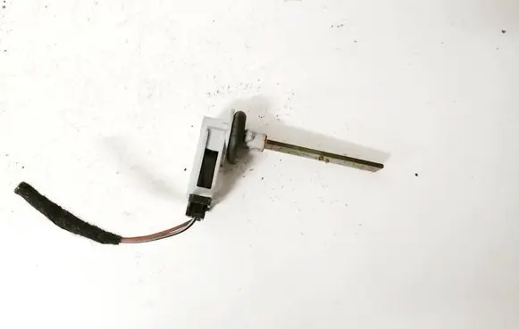 Mercedes-Benz R W251 Interior temperature sensor a1638300272 7843-08b