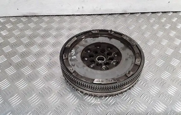 Mercedes-Benz A W176 Flywheel a6510305405