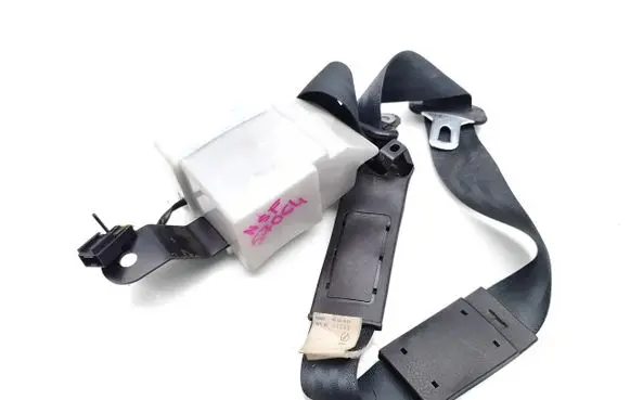 Mitsubishi Montero Front seatbelt TK-523-N521