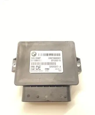 BMW 5 F10 F11 Hand brake control module 6799083 0110881381 32620257A