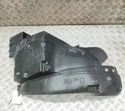 Opel Vivaro Front wheel arch liner splash guards 638451520R 93867900