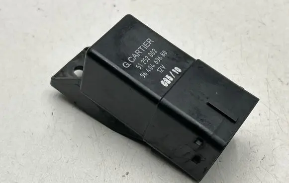 Glow plug pre-heat relay