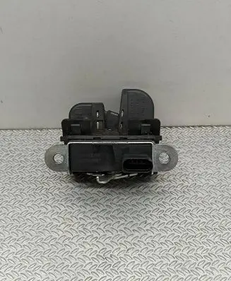 Seat Ibiza IV (6J,6P) Tailgate/trunk/boot lock/catch/latch 6J4827505
