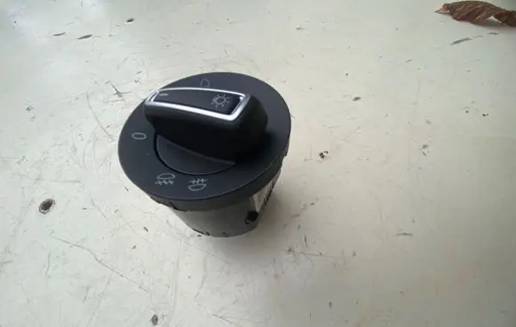 Volkswagen Golf VII Light switch 5G0941431BD 10097012