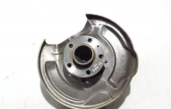 Volvo S60 Rear wheel hub 31681580