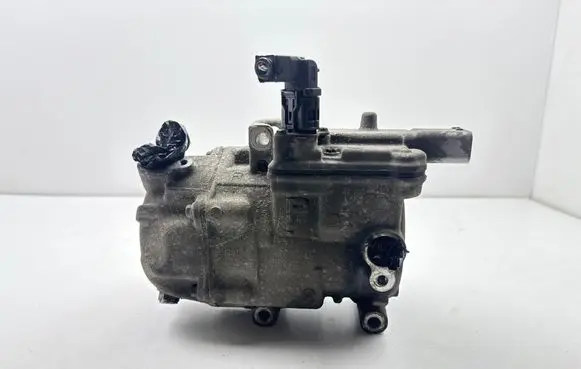 Toyota Auris E180 Air conditioning (A/C) compressor (pump) ES14C 0422000421