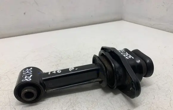 Hyundai i10 Engine mount bracket