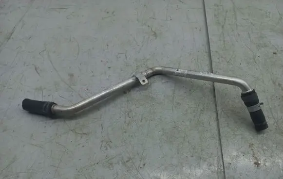 Volkswagen Touareg II Engine coolant pipe/hose 7P0819926C