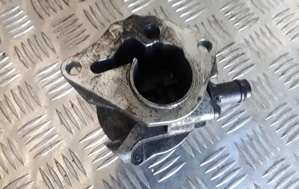 Renault Scenic II - Grand scenic II Vacuum pump 8200577807