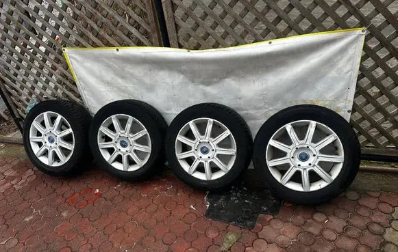 Fiat Croma R16 alloy rim 