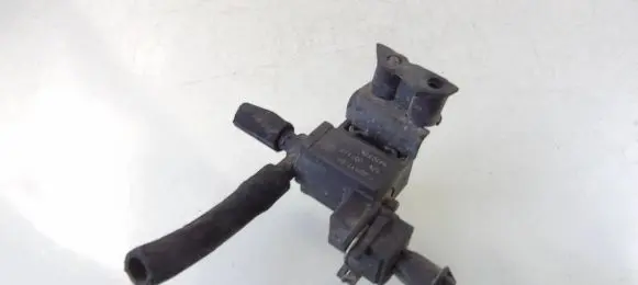 Volvo V70 Turbo solenoid valve 9470775