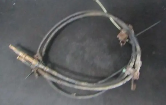 Handbrake/parking brake wiring cable