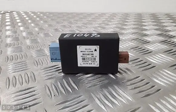 Citroen DS3 Alarm control unit/module 9665582380