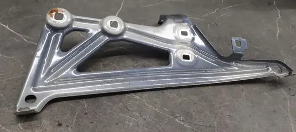 BMW X1 F48 F49 Fender mounting bracket 7329448