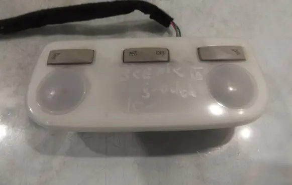 Renault Scenic III - Grand scenic III Rear seat light