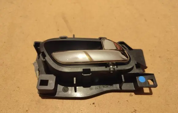 Peugeot 407 Rear door interior handle trim 96526177