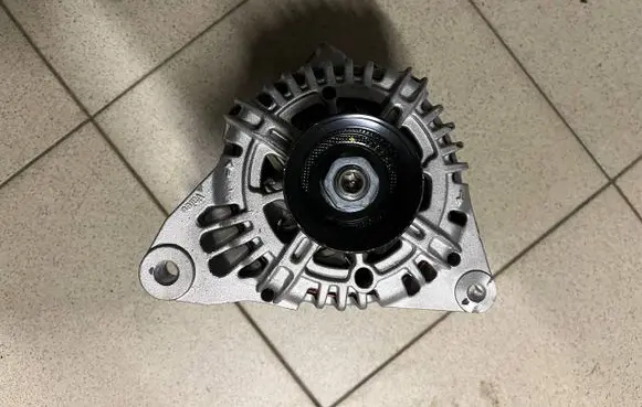 Hyundai Tucson JM Generator/alternator 600093 A000V605490 12A600093