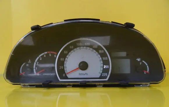 Hyundai Matrix Speedometer (instrument cluster) 9400417511 1100098201H