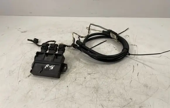 BMW X5 F15 Trunk lid opening control unit 7443136 61357443136 5A398E8