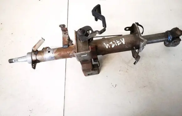 Nissan Almera Tino Steering wheel axle