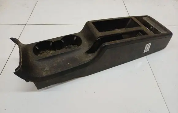 Volkswagen PASSAT B5.5 Center console 3B0862531