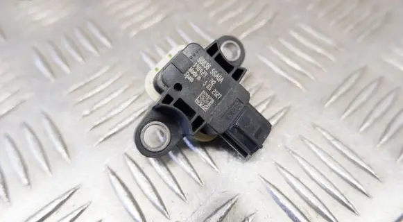 Nissan Leaf II (ZE1) Airbag deployment crash/impact sensor 988365SA0A