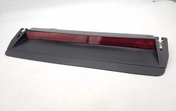 Volkswagen PASSAT CC Third/center stoplight 3C8945087