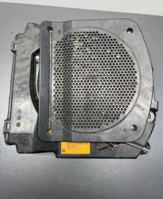 BMW 5 F10 F11 Subwoofer speaker 9169687 31510B0012 7386611
