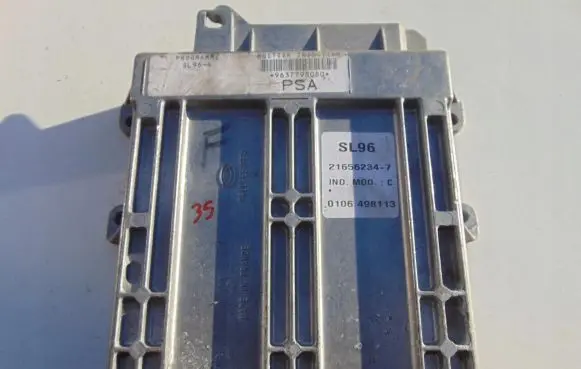 Citroen Xsara Engine control unit/module 9637798080 216562347