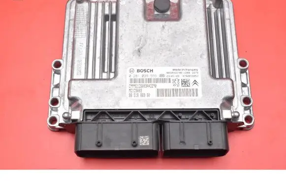 Peugeot 5008 Engine control unit/module ECU 9851888980