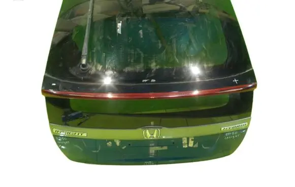 Honda Insight Tailgate/trunk/boot lid RP50